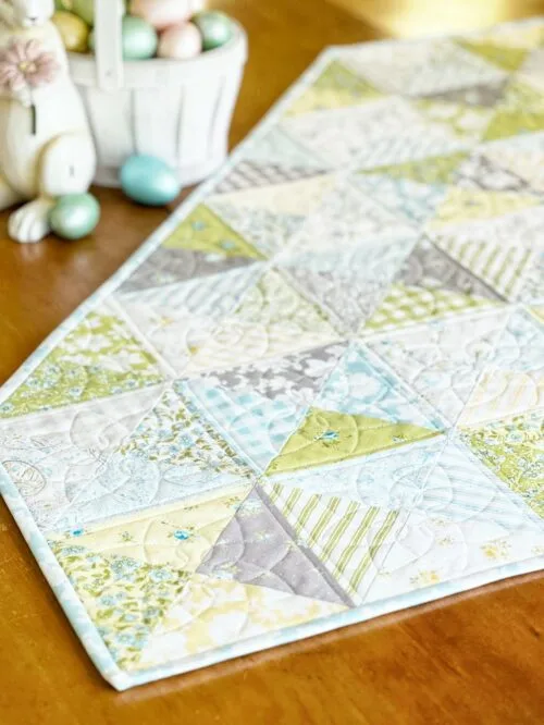 Cottage Diamonds Table Runner Pattern