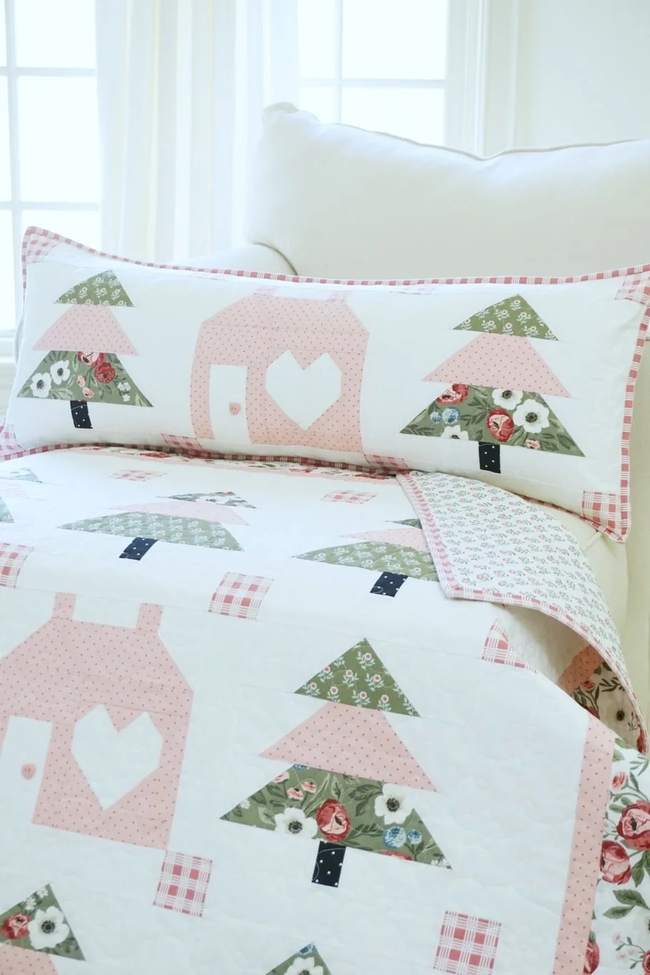 Little Forest Cottage Quilt Pattern - Image 2