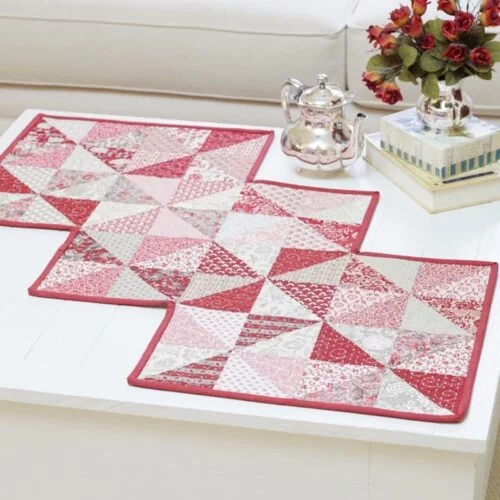 Rhapsody Whirl table runner - pic 1 pink