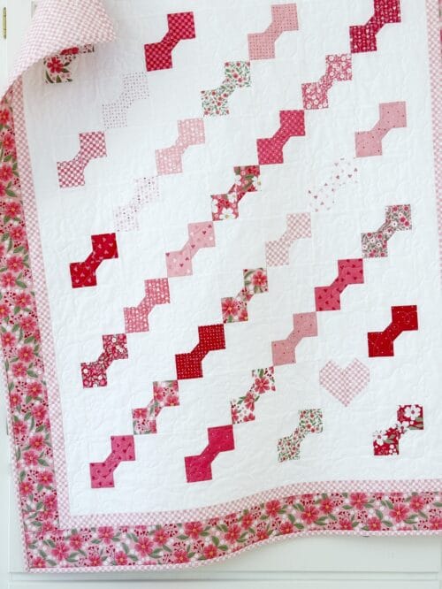 baby quilt pattern Tied with Love