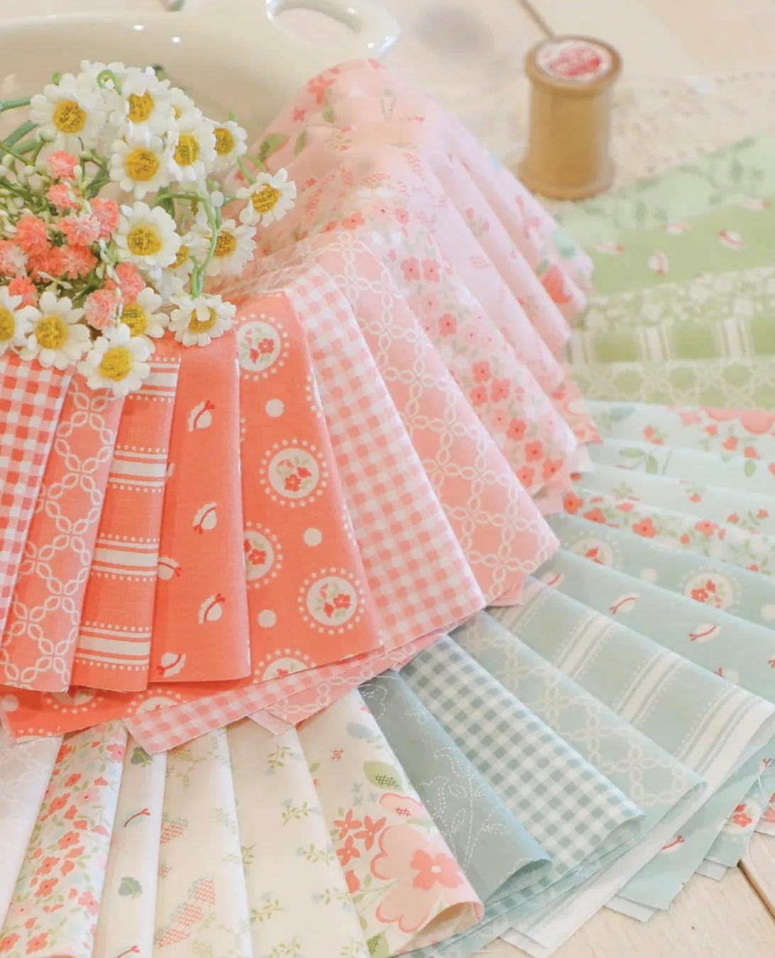 Sunbonnet Charm Pack Fabric 5" Stacker