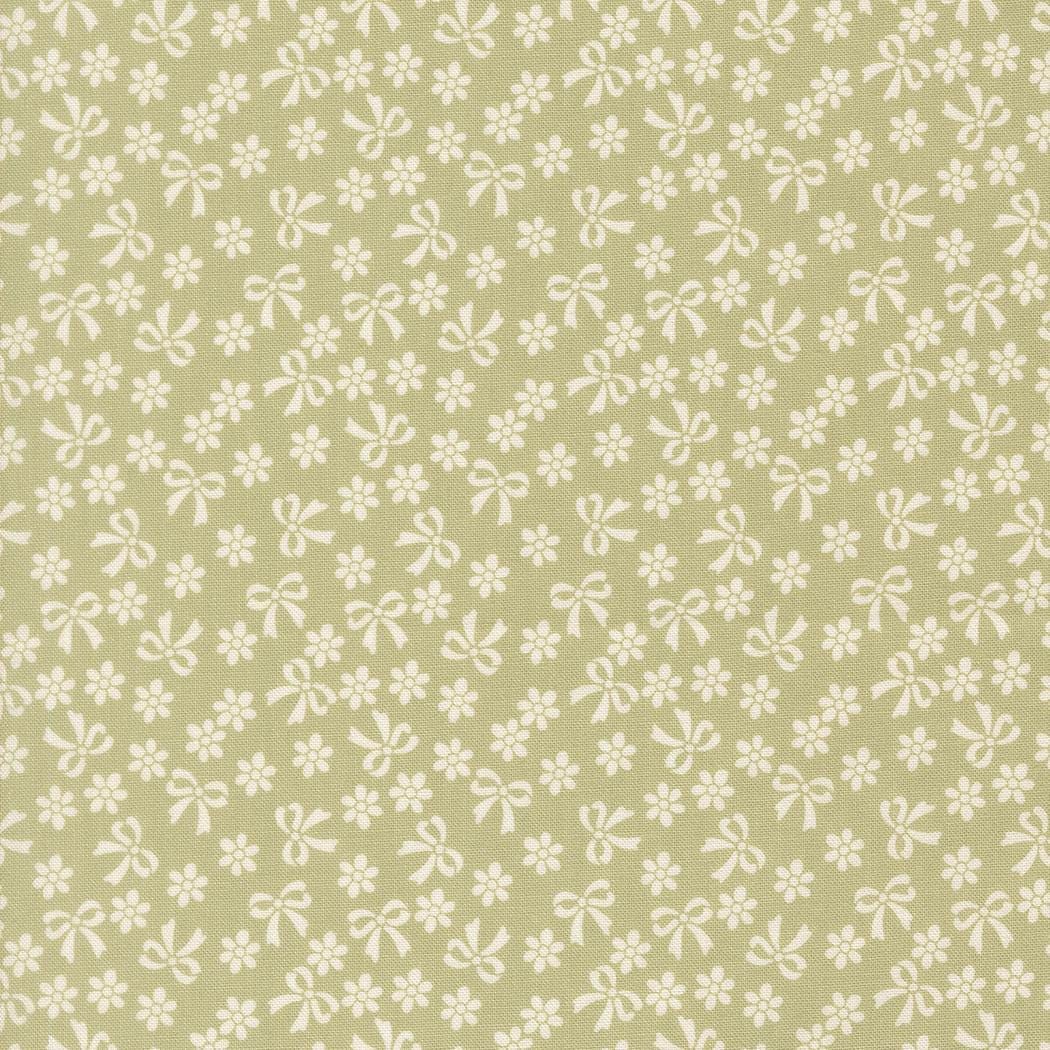 Little Forest Cottage Quilt Kit in Creamy Porcelain - Image 6